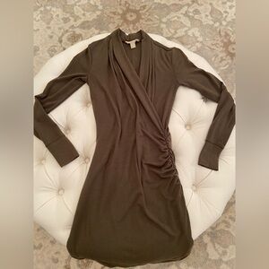 Banana Republic Green Double Lined Ruched Midi Dress sz XS